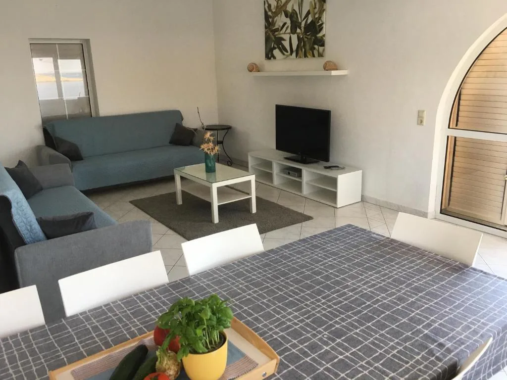 Prostrani dnevni boravak penthouse apartmana
