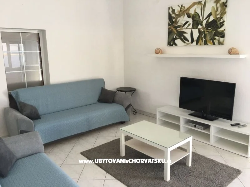 Svijetao dnevni prostor u apartmanu