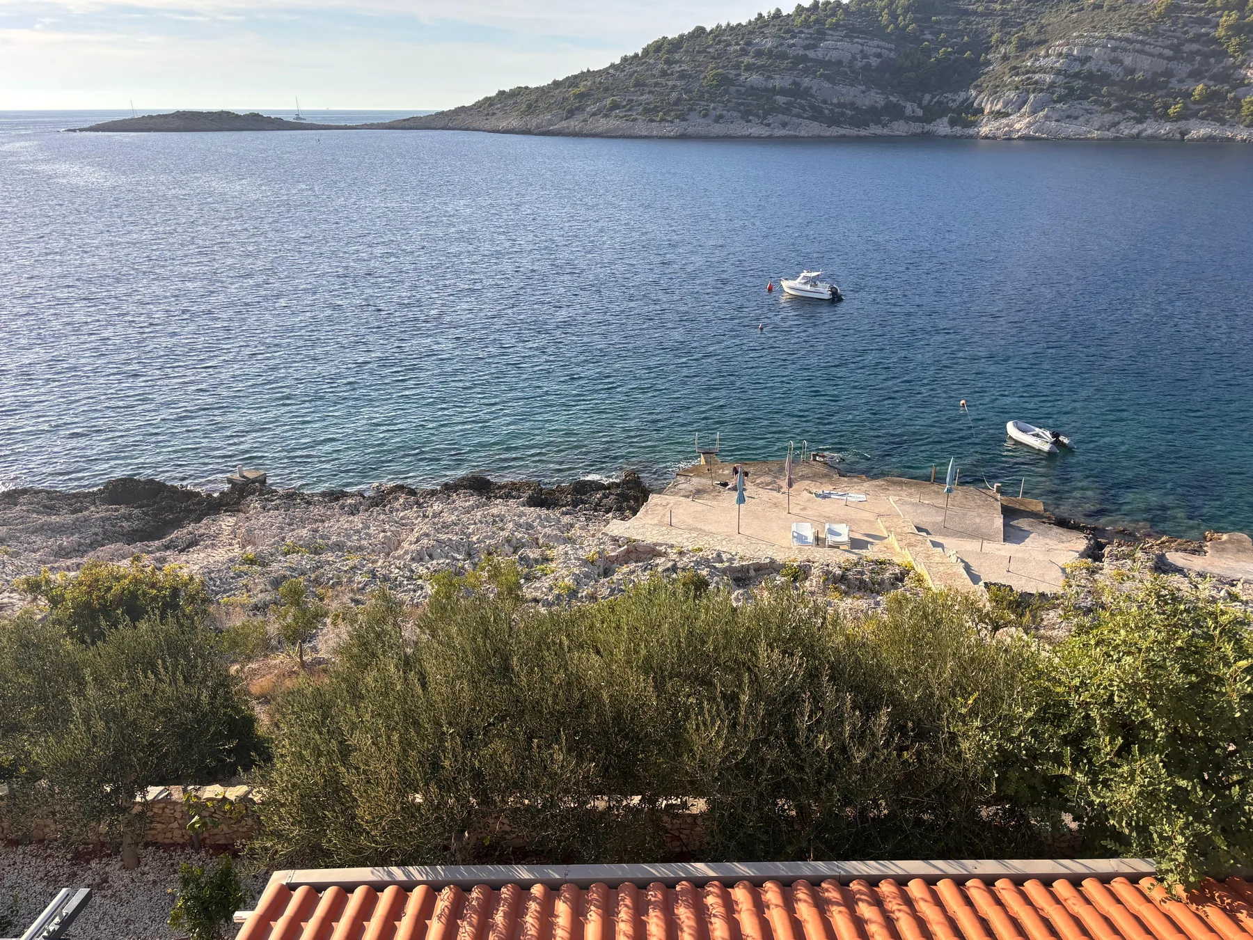 Privatno kupalište i pogled na Jadran